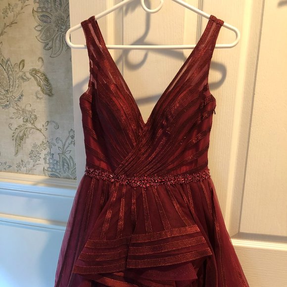 Ellie Wilde by Mon Cheri Dress, Size 6. - Picture 1 of 8